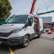 tag-des-schweizer-holzes-offener-tag-firmenfahrzeug-2025-blumer-lehmann