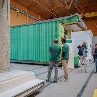 tag-des-schweizer-holzes-offener-tag-werksfuehrung-modulbau-2025-blumer-lehmann