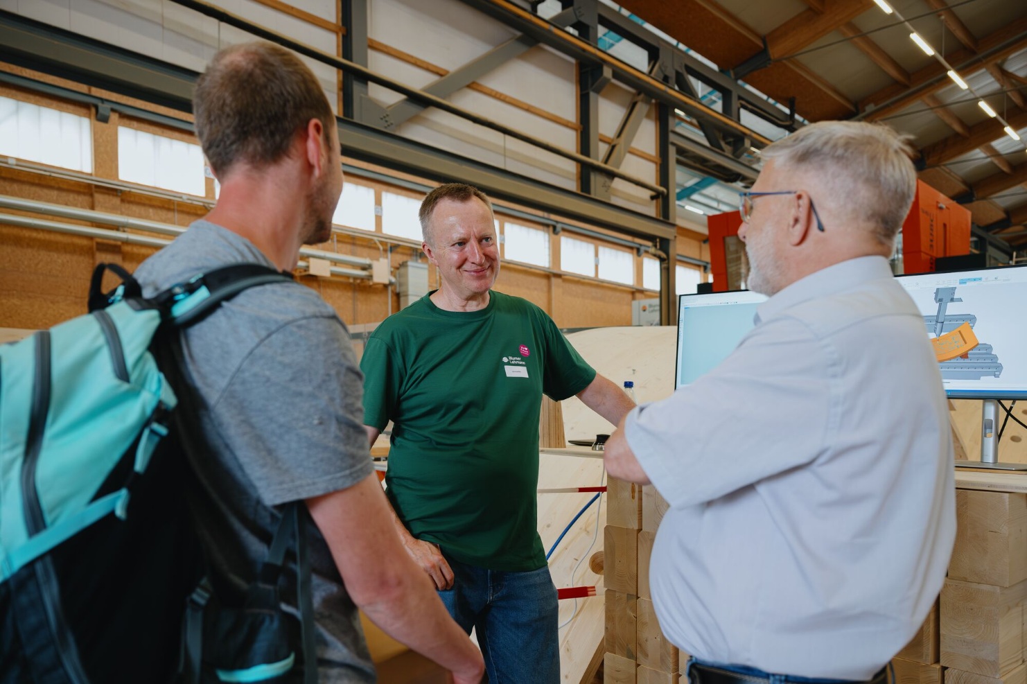 tag-des-schweizer-holzes-offener-tag-fachgespraech-2025-blumer-lehmann