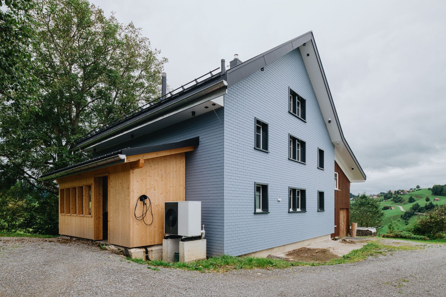 Seitenansicht des umgebauten Appenzellerhauses