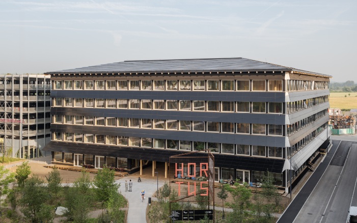 Bürogebäude HORTUS mit Solarfassade in Basel.
